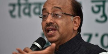 Vijay Goel Phone snatched